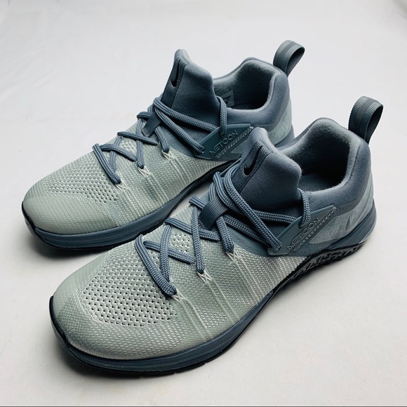 nike metcon flyknit 3 cool grey